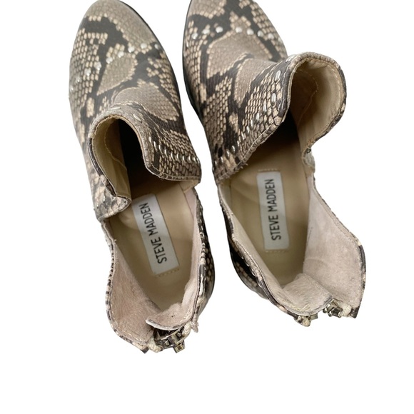 Steve Madden Conspire Studded Snakeskin Genuine Leather Booties Size 8.5 - Picture 7 of 9